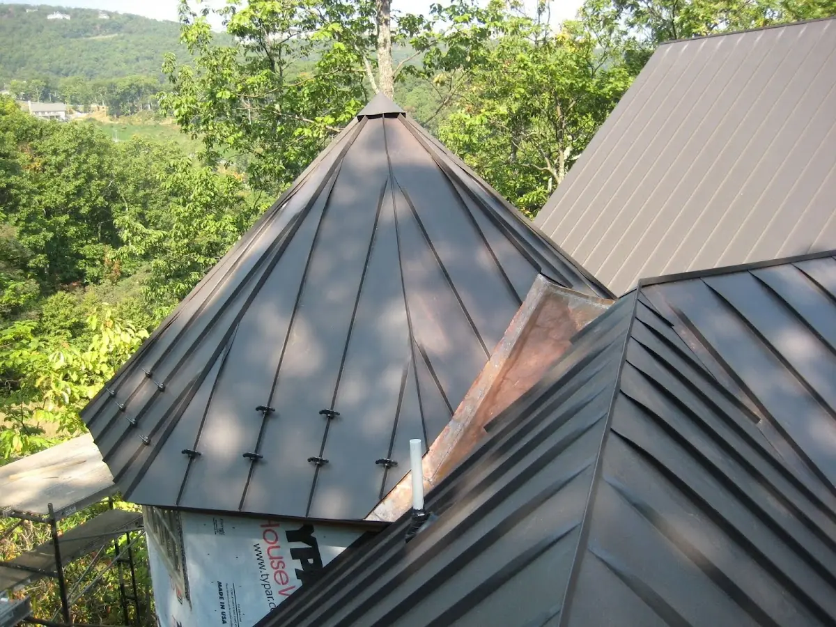 Professional Roof Tarp Installation by Craftsman Roofing in Rincon